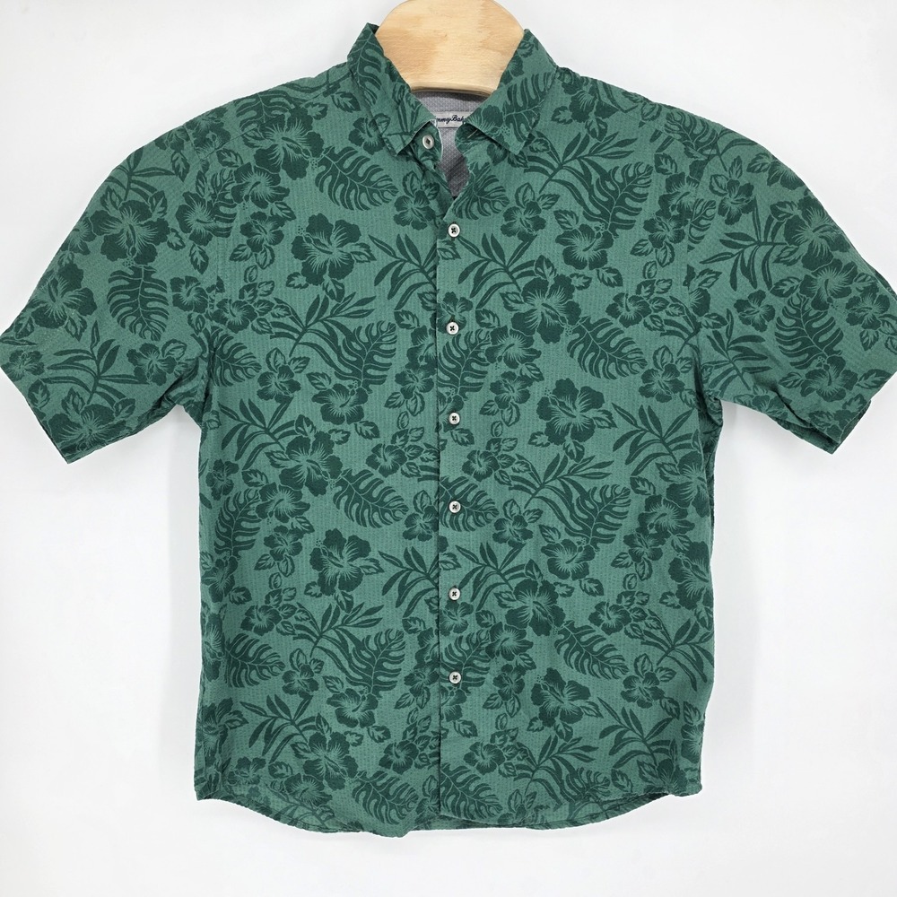 Tommy Bahama Floral Men's Shirt Medium Hawaiian Green Tropical Vacation Cruise